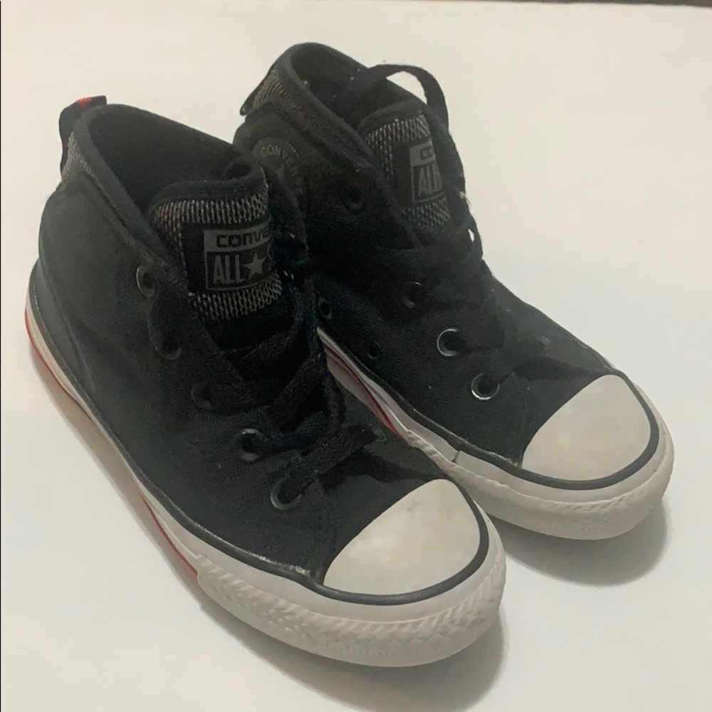 Junior sz 12 kids converse all star good condition